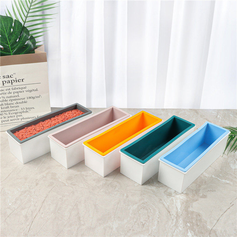 Plastic box + Silicone inner s - Soap Making Kit For Beginners ulasan dan harga