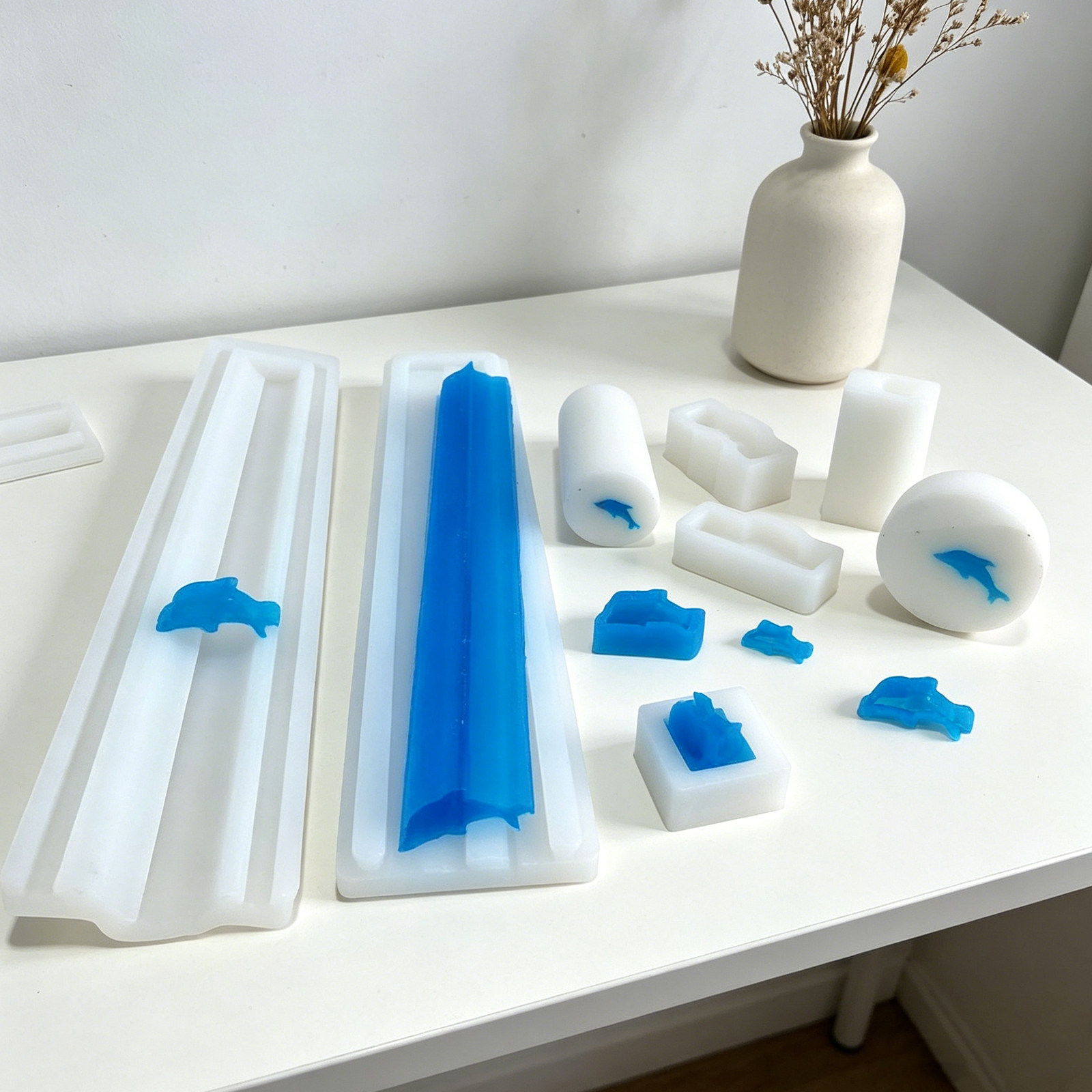 1Set Dolphin Shaped Long Tube  - Soap Making Youtube ulasan dan harga